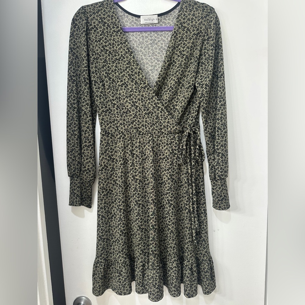 Kaileigh Black Floral Long Sleeve Dress